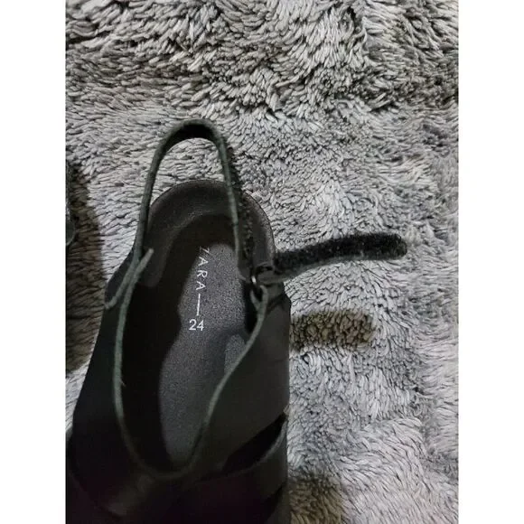 Zara Black Leather Sandals size 24 - Picture 2 of 6